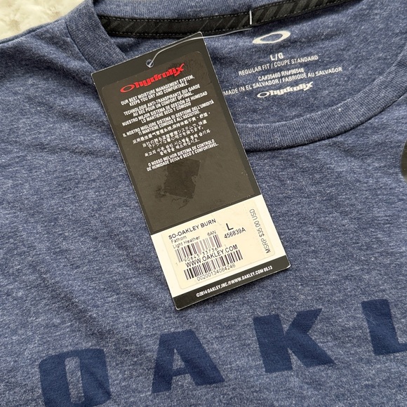 Oakley Shirt-Authentic-NWT - Picture 4 of 7
